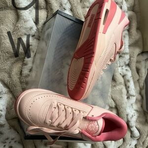 Jordan Women's Pink and Red Sneakers